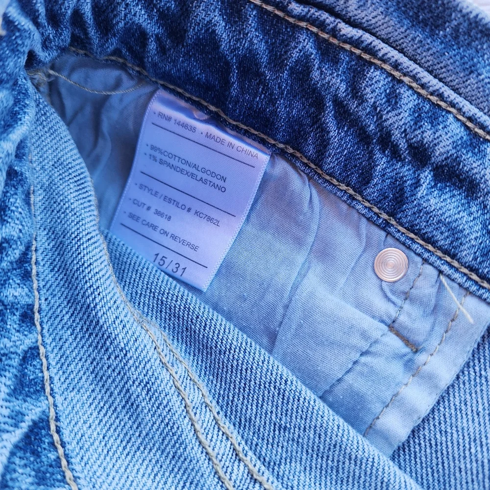 Kancan‎ Slim Straight Lightly Distressed Jeans